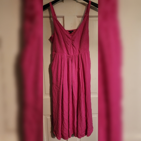 Torrid Lenny Smocked Bodice Midi Dress 00 (10/12) - Picture 2 of 16